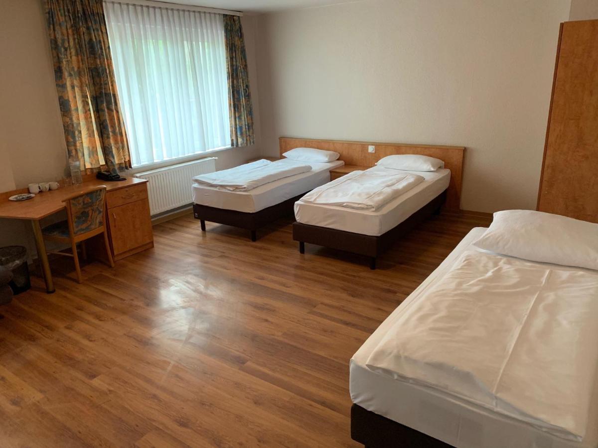 Hotel Am Kurfuerstenplatz - Messe Франкфурт-на-Майне Экстерьер фото